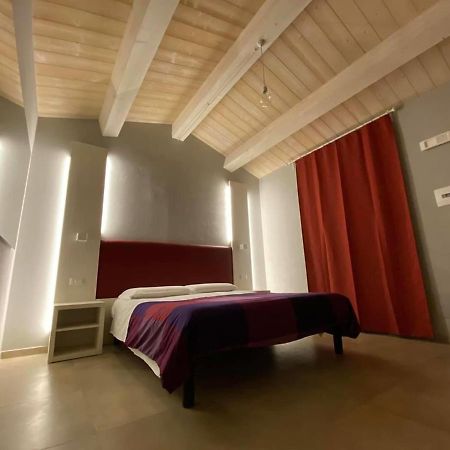 Il Villino Agriturismo B&B Belforte del Chienti Exterior photo